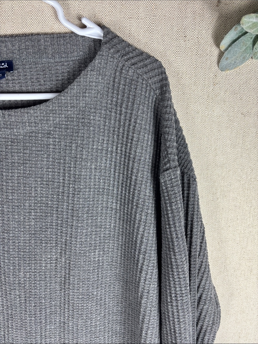 Splendid > Gray Soft Waffle Knit Long Sleeve Top Large - Picture 3 of 6